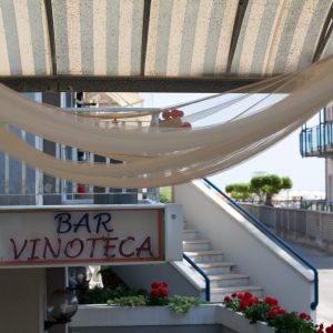 bar-vinoteca_0